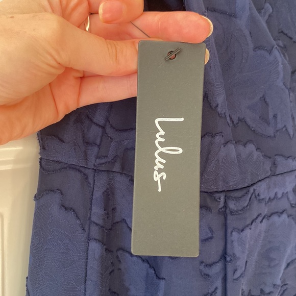NWT lulus navy blue flower midi dress - Picture 3 of 8